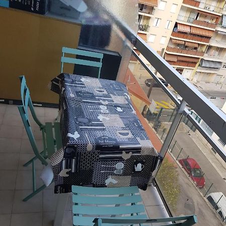 Studio 3 Personnes Proche Tram Et Bus Apartamento Niza Exterior foto
