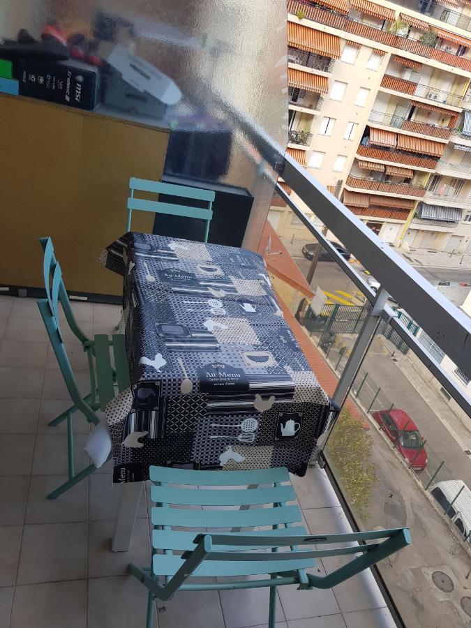 Studio 3 Personnes Proche Tram Et Bus Apartamento Niza Exterior foto